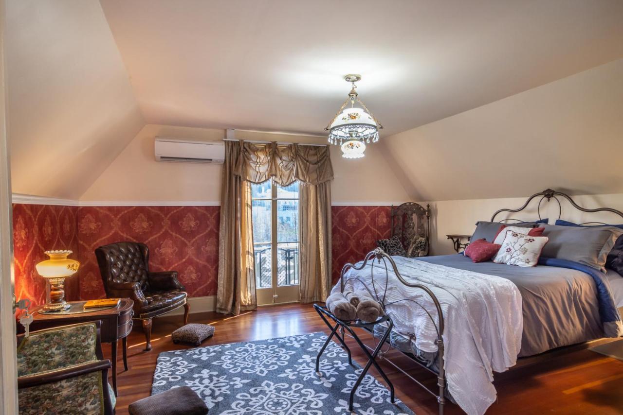 Historical John Rast House Circa 1875 Hotel โรสเบิร์ก ภายนอก รูปภาพ